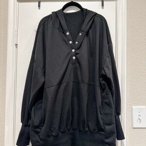 Women’s Black Hooded Pullover with Button Snaps, Size 3XL